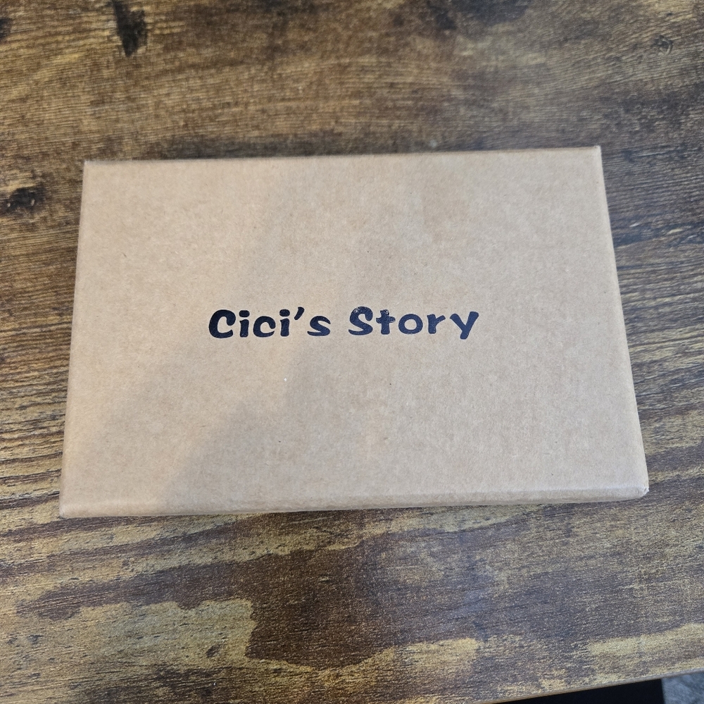 Cici's Story Amber Necklace